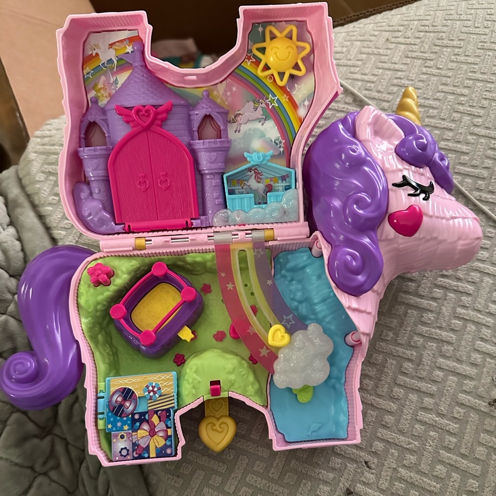 Polly Pocket Magical Unicorn Playset - Pink and Purple